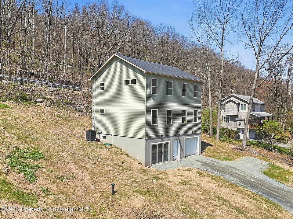 1st image of 7 1/2 Lakeview Dr