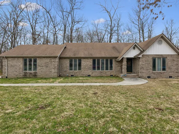 203 Woodson Dr, Tullahoma, TN 37388