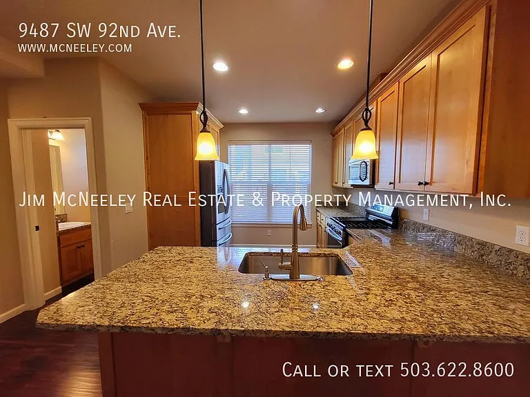 9487 SW 92nd Ave — Photo 4