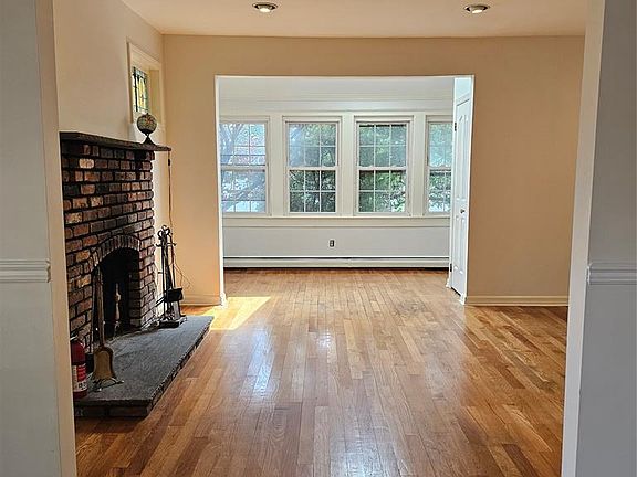 2nd image of 99 Bradley Ave