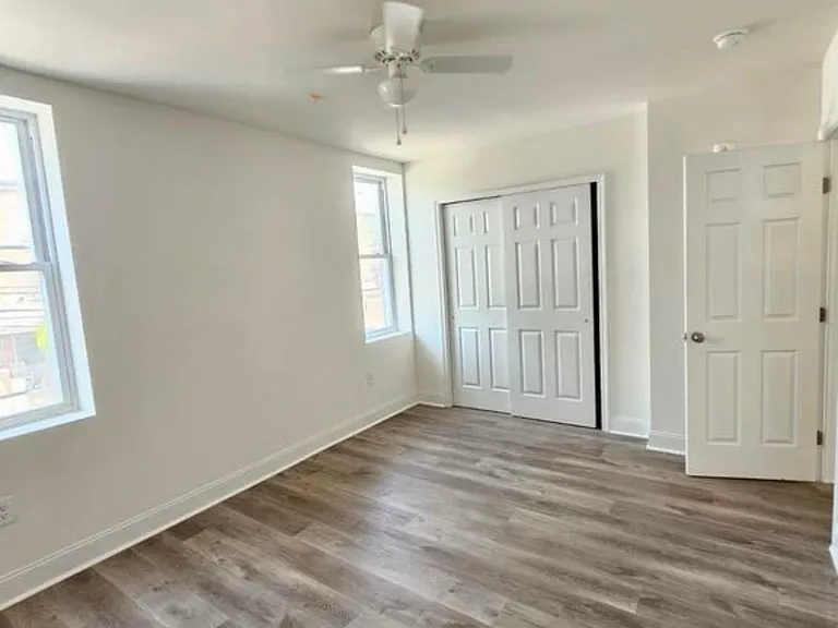 4136 Mantua Ave #2 — Photo 12