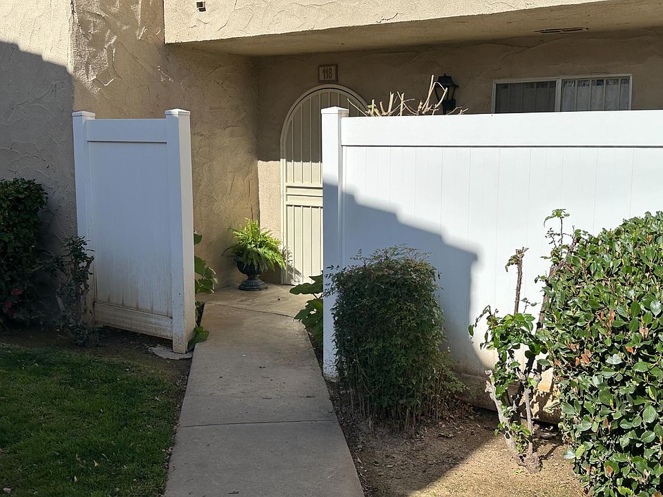 1st image of 1250 E Shaw Ave APT 118