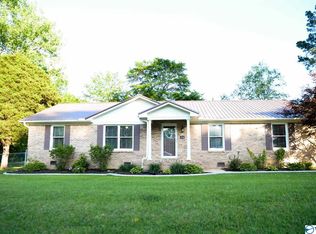 1112 Ashworth St NE, Hartselle, AL 35640