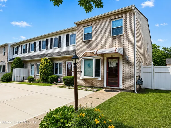 179 Sandalwood Dr, Staten Island, NY 10308