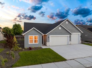 461 Hidden Mill Ct, Middleton, ID 83644