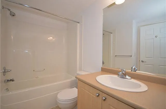 630 McAllister Loop SW — Photo 13