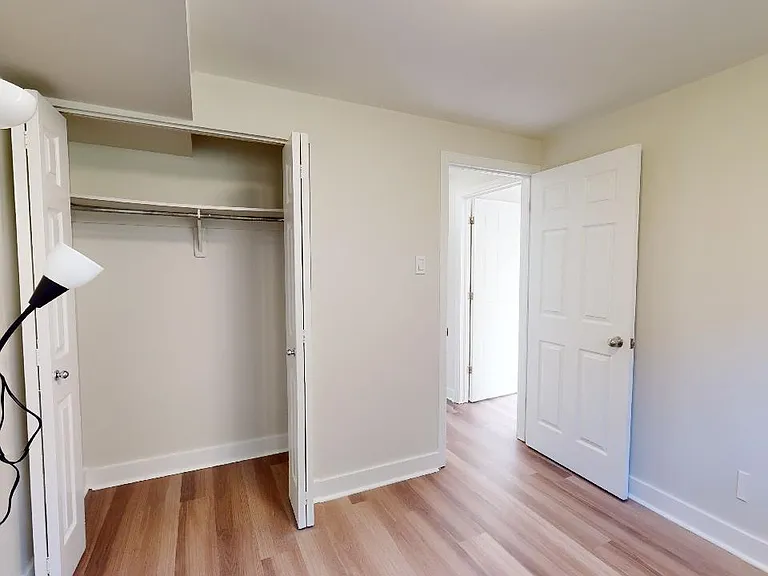 1230 Emperor Ave — Photo 10