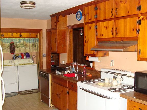 4th image of 3207 Placid Pl