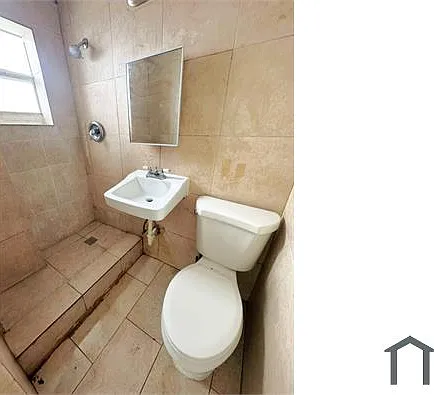 485 SW 4th Ave #1 — Photo 7