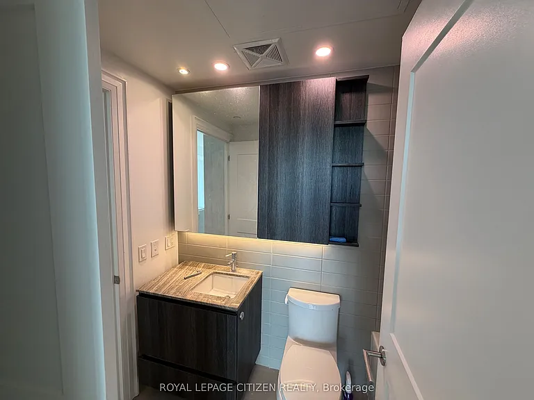 21 Park St E #606 — Photo 19
