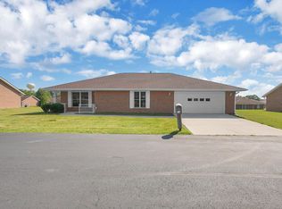 406 Aarika Dr, West Jefferson, OH 43162