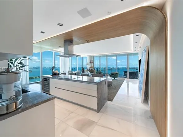 700 NE 26th Ter, Miami, FL
