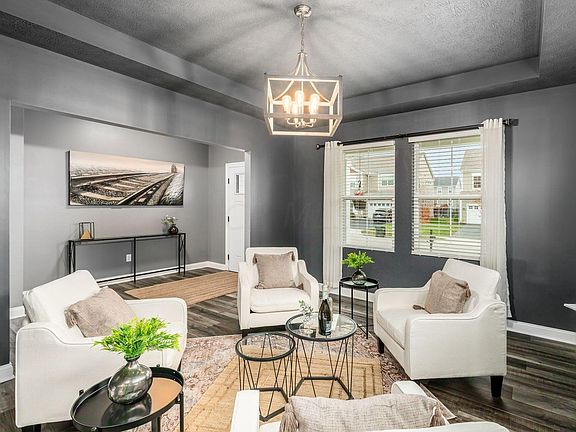 4th image of 10346 Hazelnut Dr