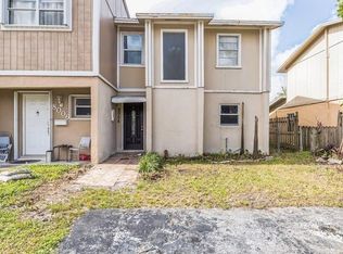 8008 SW 6th St, Pompano Beach, FL 33068
