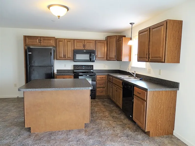 247 Limestone Dr — Photo 6