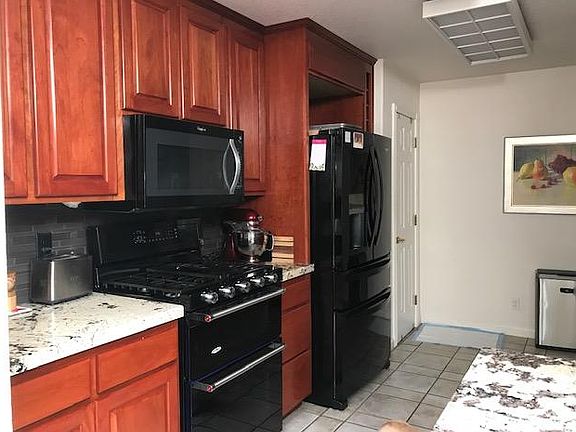 3rd image of 3147 Dolbeer St APT 7