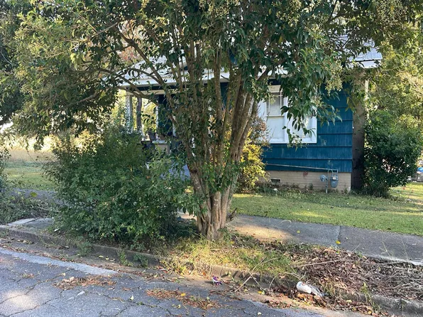 1025 Pine St, Gadsden, AL 35901