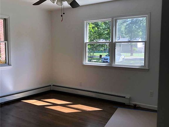 2nd image of 132 Park Ln