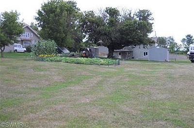 3rd image of 2176 Berlin Fair Dr