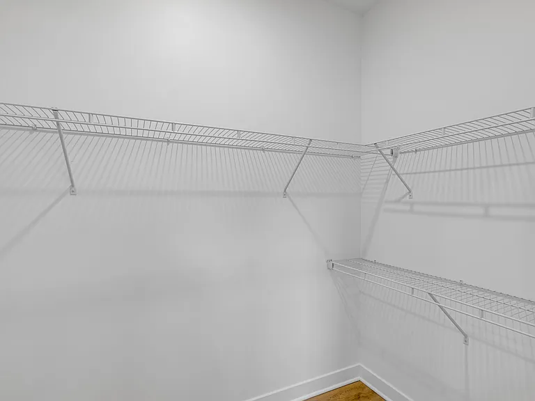 1025 Churchman Ave — Photo 29