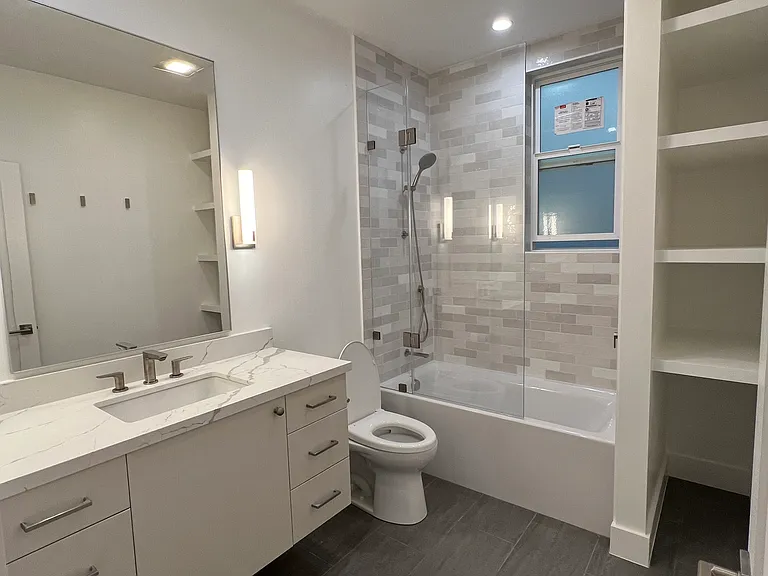 Full Bath