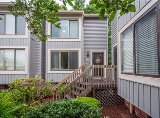 210 Serendipity Dr, Coraopolis, PA 15108