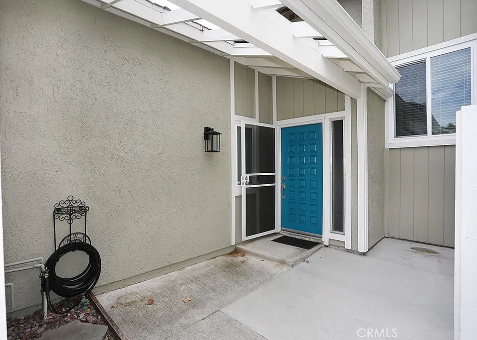 3 bed, 1527 sqft, $5,200 — Photo 2