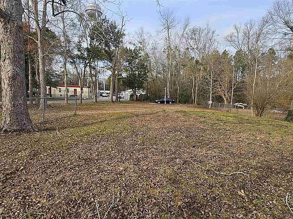 2nd image of 14 Williams Ditch Rd