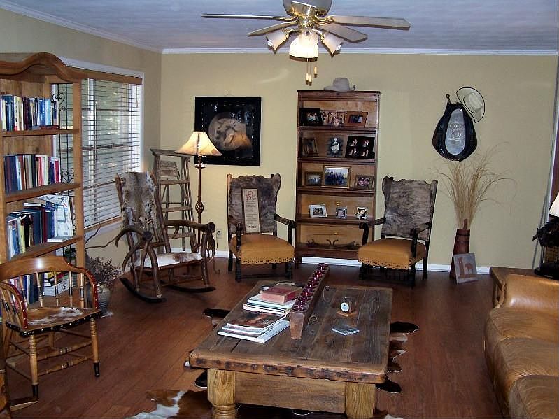 2nd image of 420 McClendon Dr