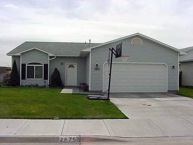 1st image of 2875 Linda St