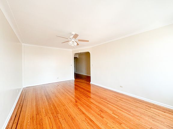 4th image of 170-50 Ash Ave #52