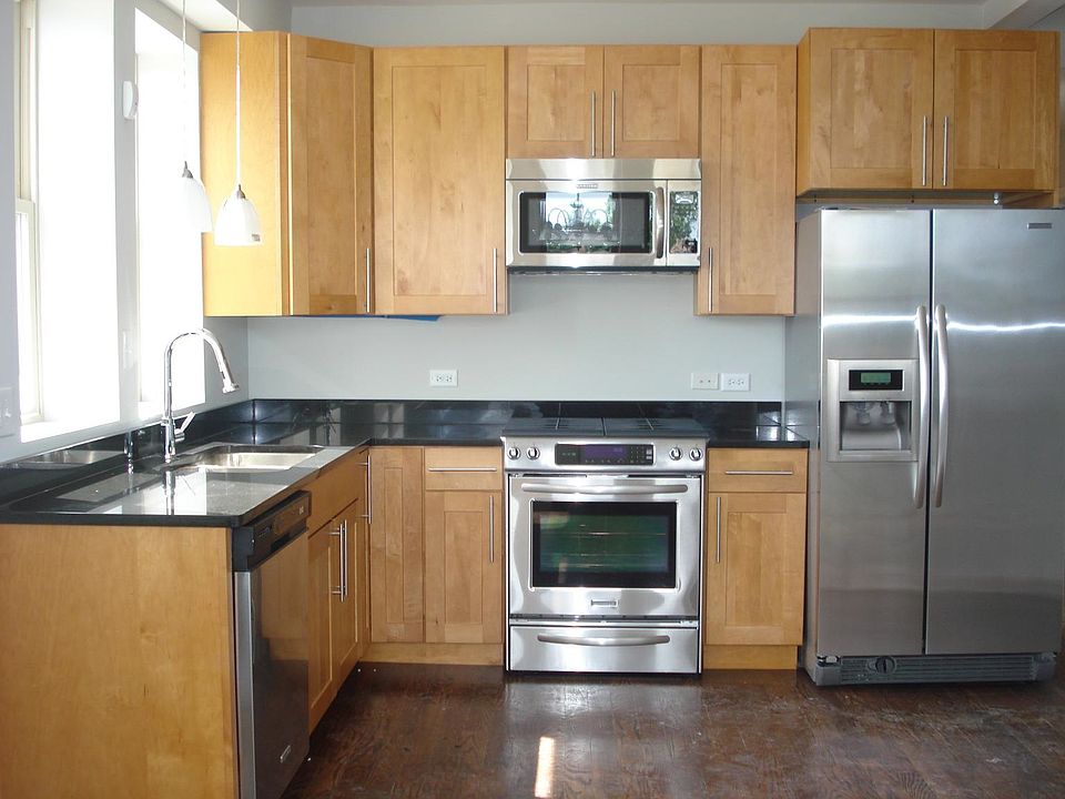 1st image of 3550 W Lyndale St