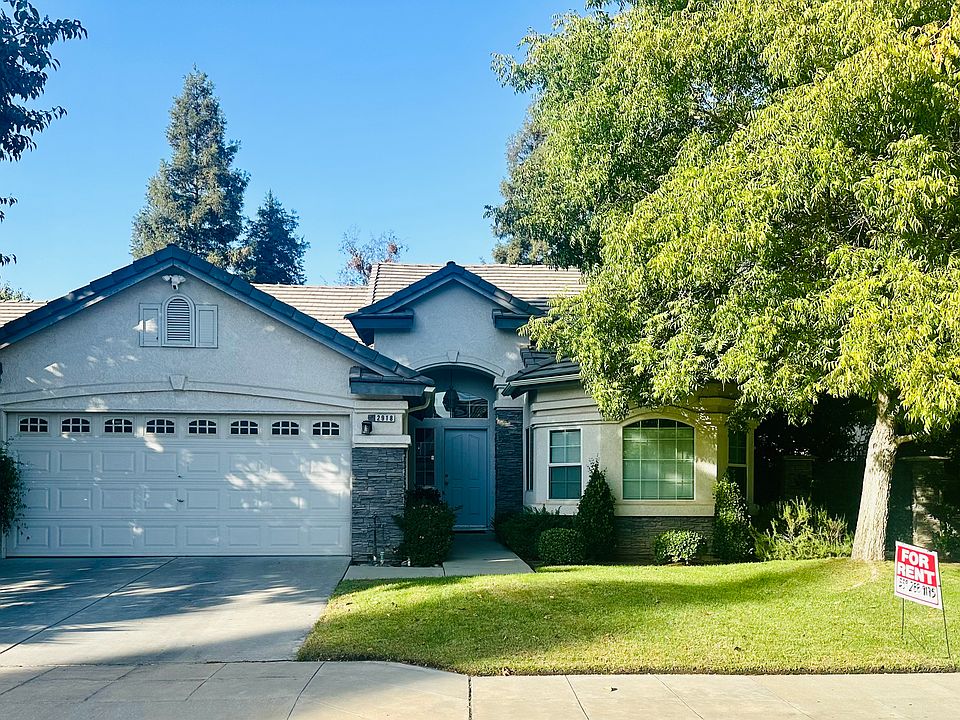 1st image of 2918 E Granada Ave