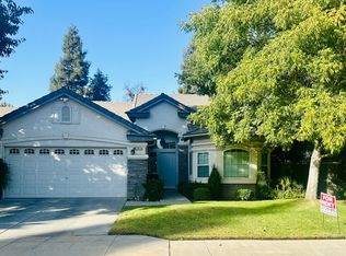 2918 E Granada Ave, Fresno, CA