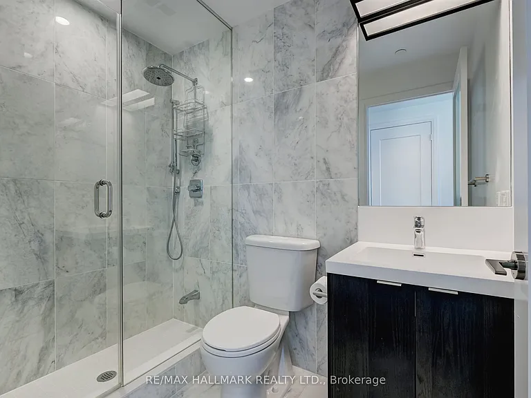 101 Erskine Ave #2907 — Photo 11