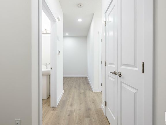 5th image of 7044 177th Ave NW