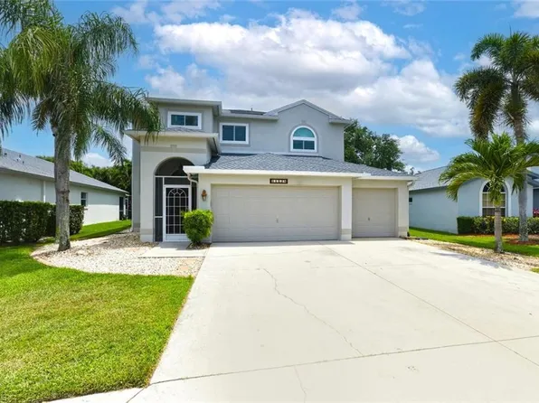 11528 Woodmount LN, ESTERO, FL 33928