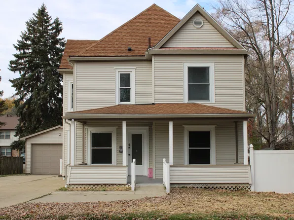 315 Royer Ave NW #A, North Canton, OH 44720