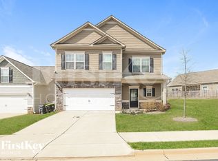 24 Cliffbriar Ter, Newnan, GA