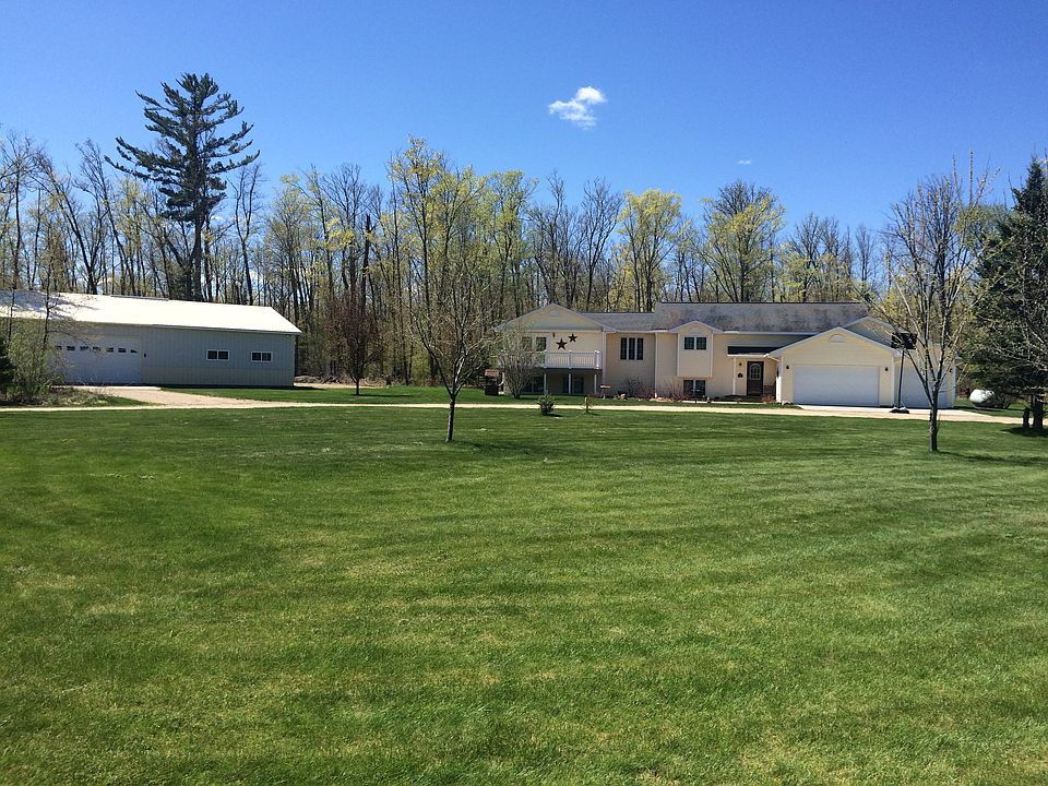 House and pole barn