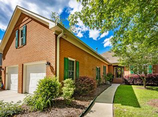 114 Southern Hills Dr, New Bern, NC 28562