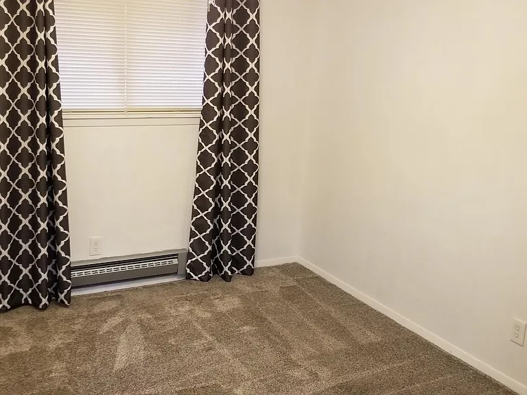 3121 W Hood Ave #G205 — Photo 7