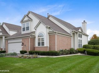 2 Edgebrook Ct #2, Algonquin, IL 60102