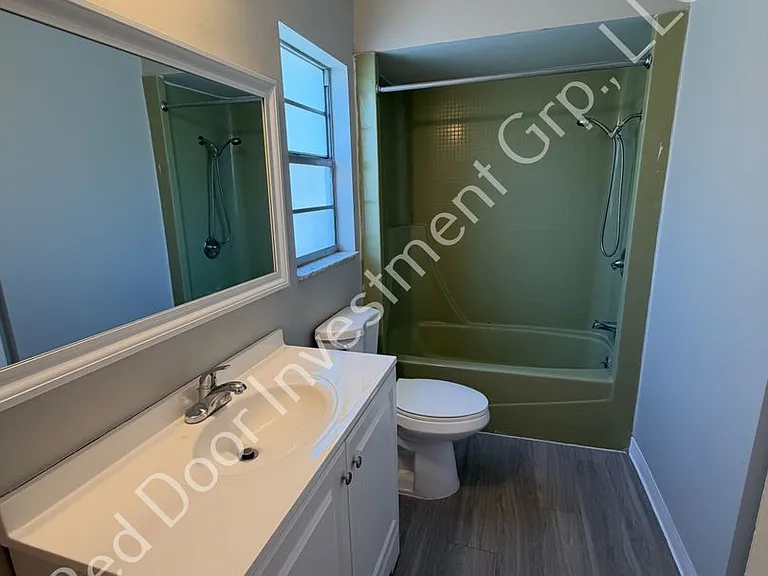 1 & 2 Bedrooms Available in Downtown St. Cloud — Photo 33