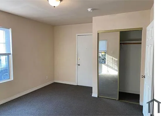 3653 S Normandie Ave — Photo 3