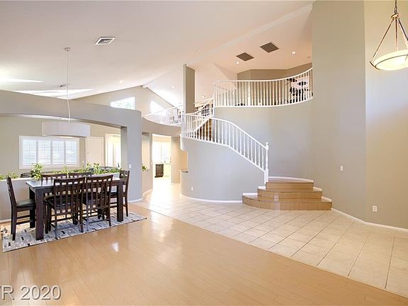 3rd image of 9493 Camino Capistrano Ln