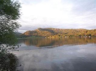 23902 N Westlake Dr, Nine Mile Falls, WA 99026
