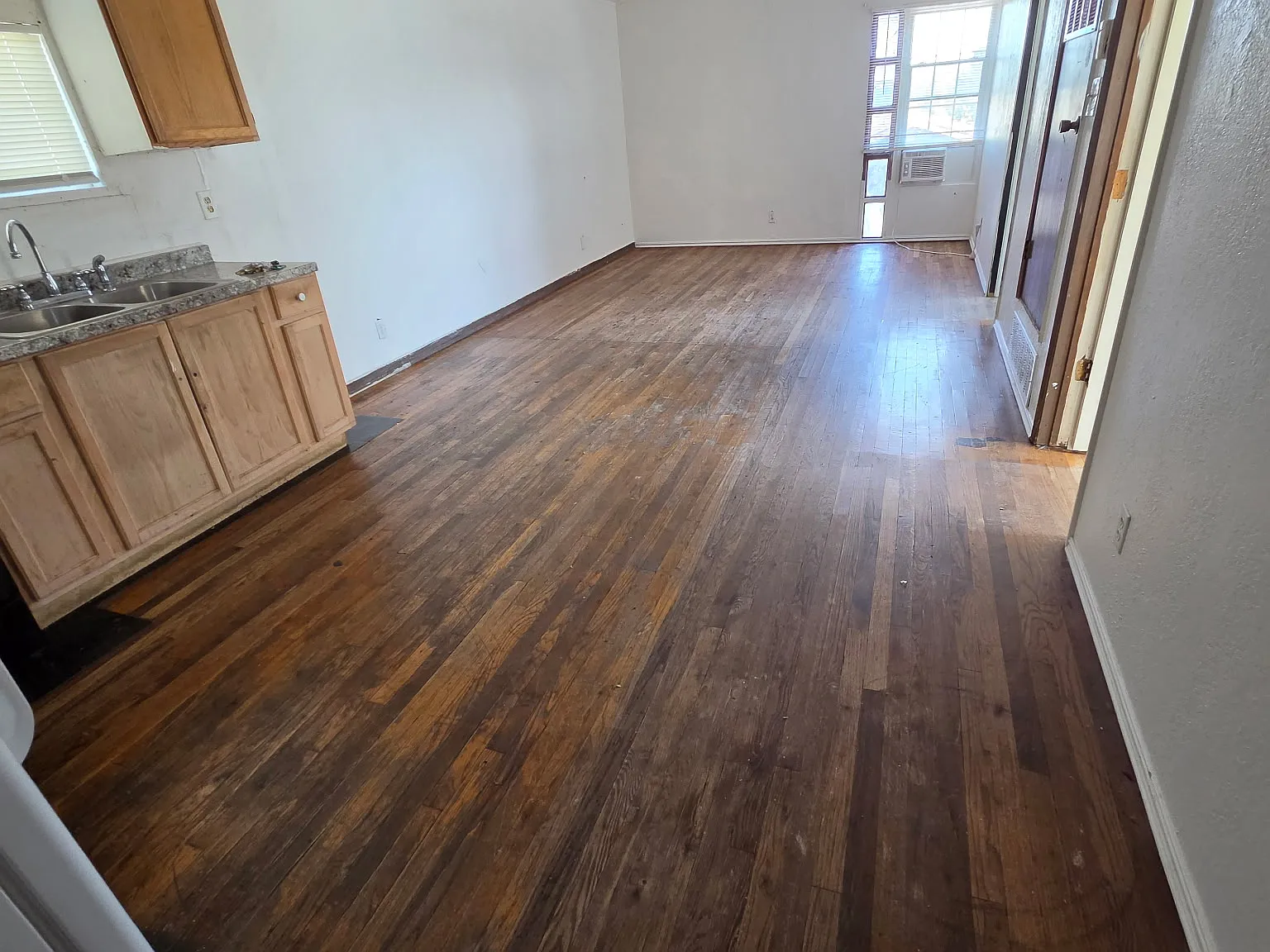 2 bed, $1,000 — Photo 3