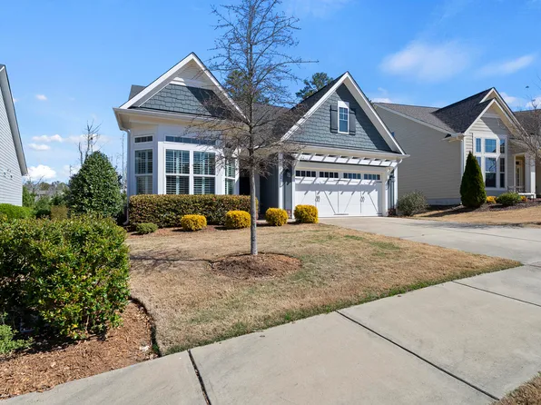 132 Sweet Vista Ln, Holly Springs, NC 27540
