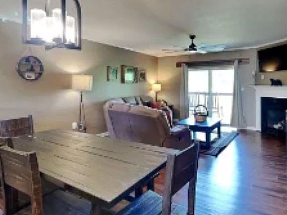 4th image of 3919 S River Rd #604